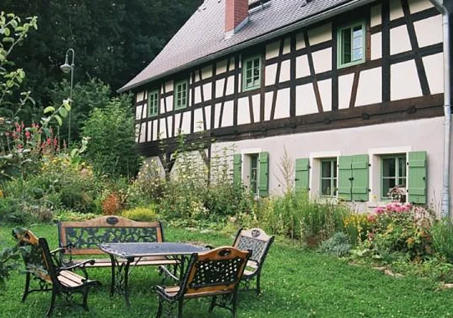 Pension mit Garten