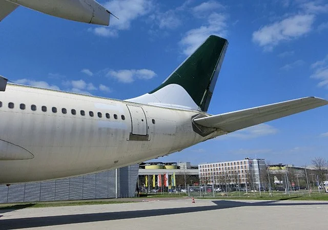 Airbus A310, außen