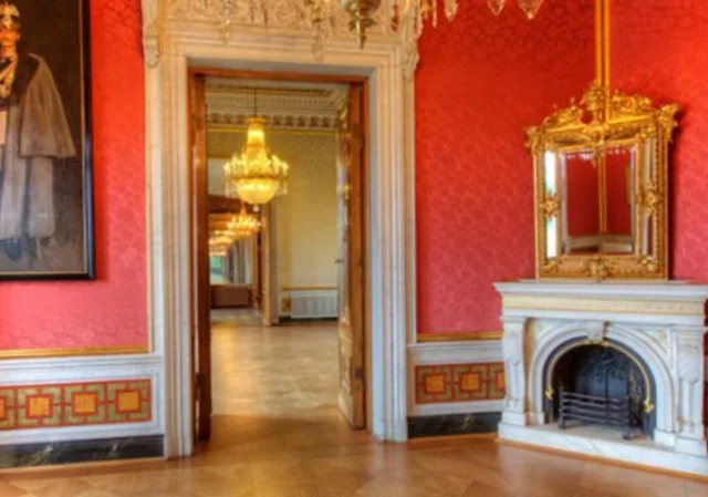 Roter Salon Albrecht