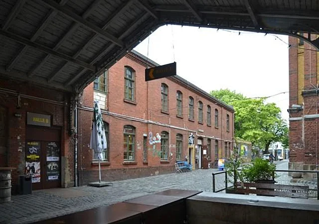 Innenhof, Blick nach Osten