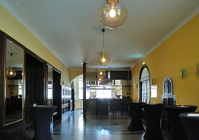 Foyer Obergeschoss, Bar am Großen Saal