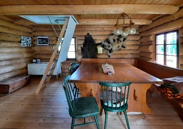 Blockhütte innen