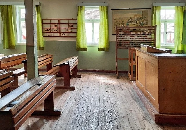 Einklassenschulraum in Alter Schule