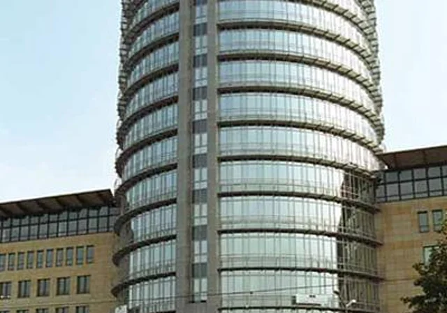 Büroturm, Westseite