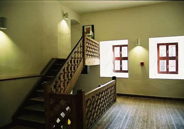 Zugang zum Pariser Turm