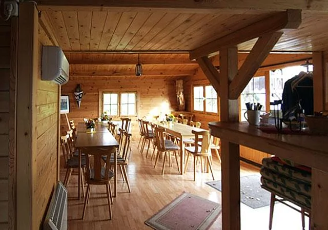 Haus 4, Vereinsraum