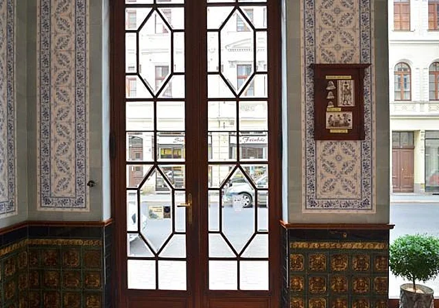 Fleischerei Büchner Görlitz, Eingangstür