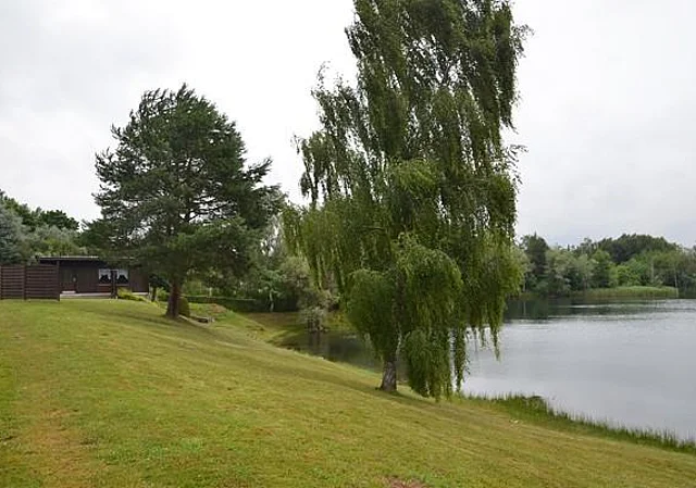 Naturbad Luppa, Surfer-Bereich
