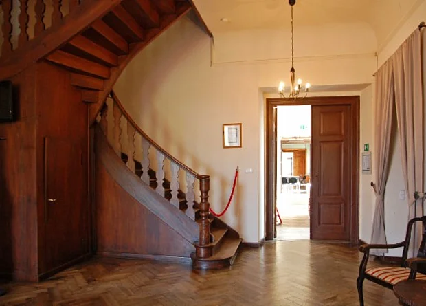 Schloss Ostrau, Foyer Südflügel 