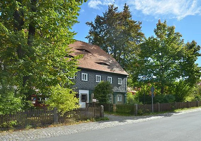 Hauptstraße 27, Pfarrhaus