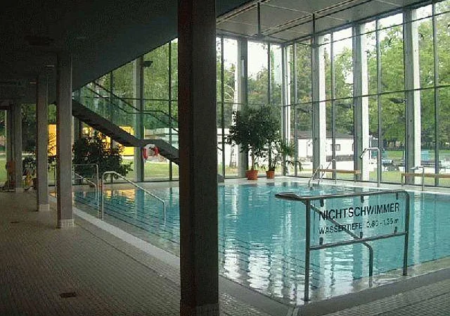 Nichtschwimmerbecken