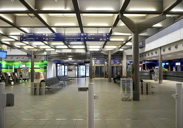 Terminal B, Ankunftsbereich