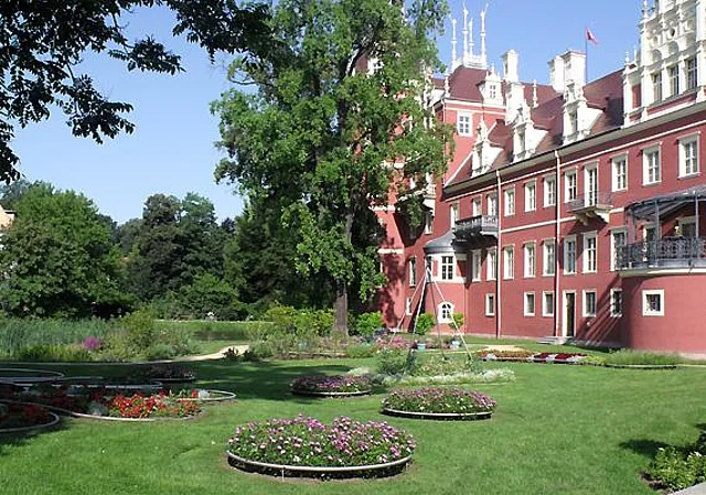 Neues Schloss, Schlossgarten