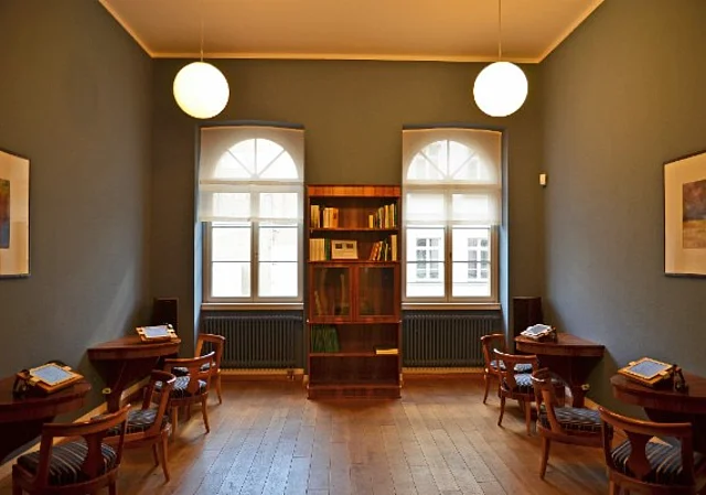Mendelssohn-Haus, EG, Infothek