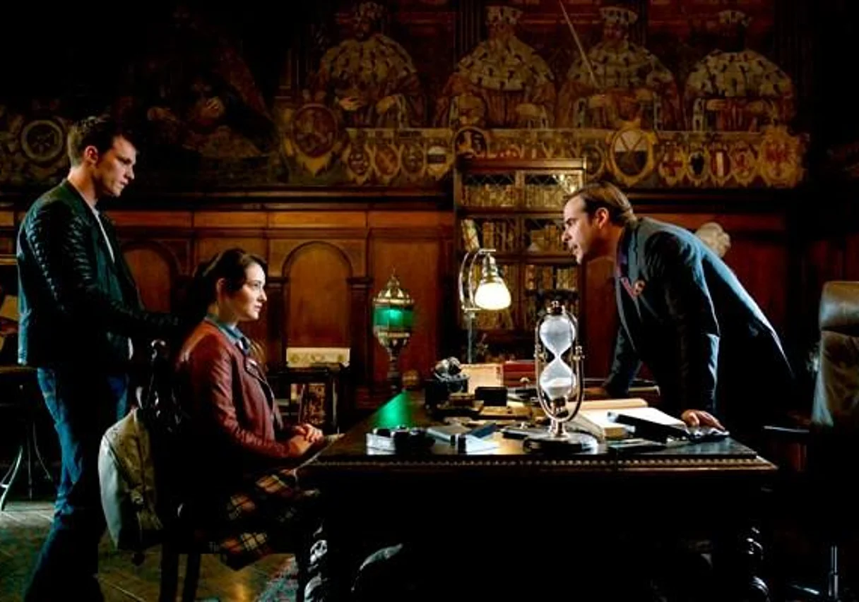 Jannis Niewöhner, Maria Ehrich und Johannes von Matuschka im Rathaus von Mühlhausen
