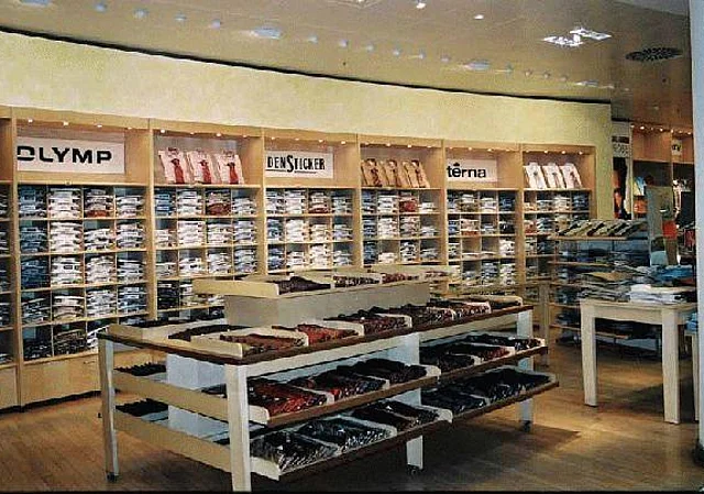 Herrenbekleidung Regalsysteme