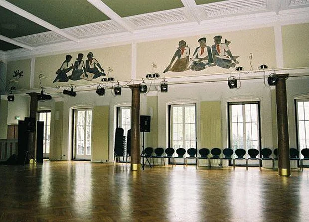 Pionierhaus, Saal, 1. OG 