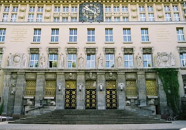 Deutsche Nationalbibliothek (Deutsche Bücherei)