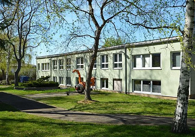 Rückseite des Jugendzentrums, Süden