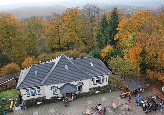 Josephskreuz, Blick zur Gastwirtschaft