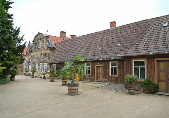 Eingang am Kleinen Schloss