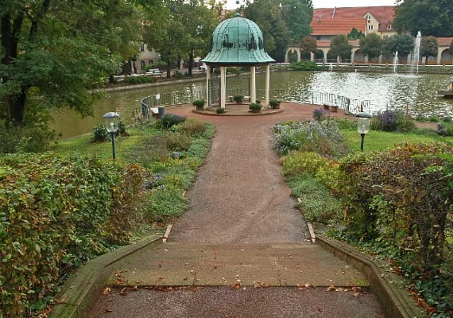 Kurpark Bad Lauchstädt: Vulpius-Laube