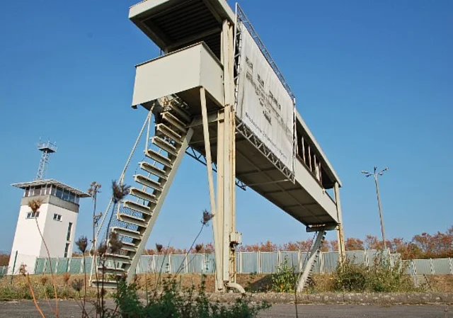 Beschauerbrücke und Kommandoturm
