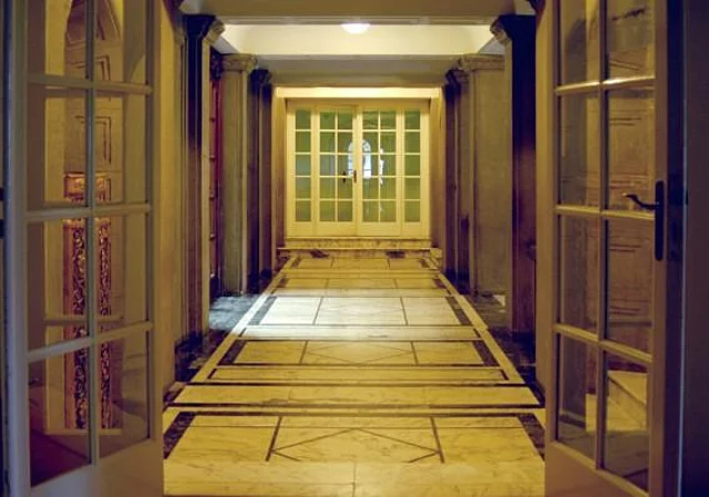 oberes Vestibül vor der Treppenhalle