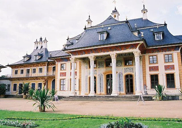 Wasserpalais, Nordostseite