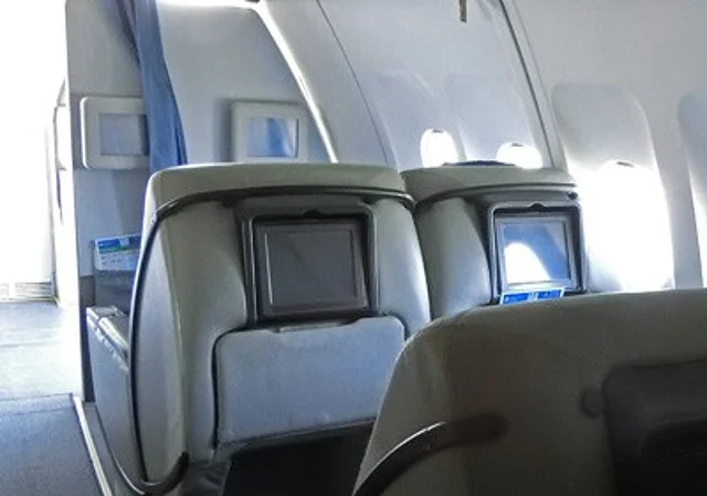 Airbus A310, Business Class