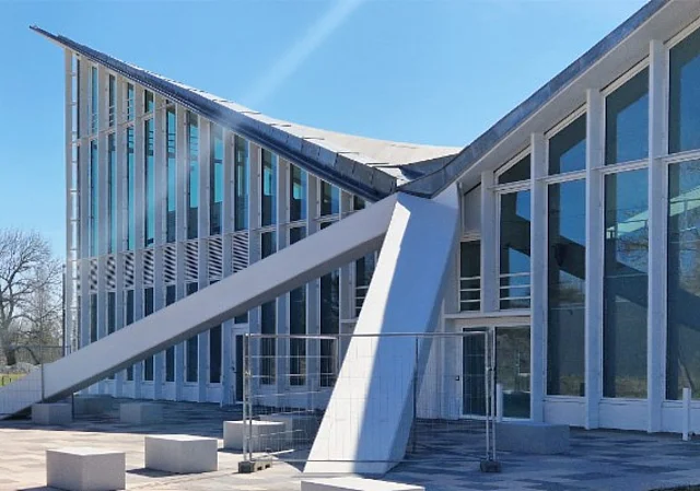 Hyparschale Magdeburg
