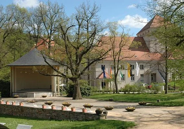 Musikpavillon am Königlichen Kurhaus
