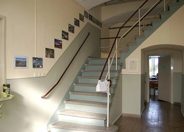 Treppe Eingang Verwaltungsbereich 