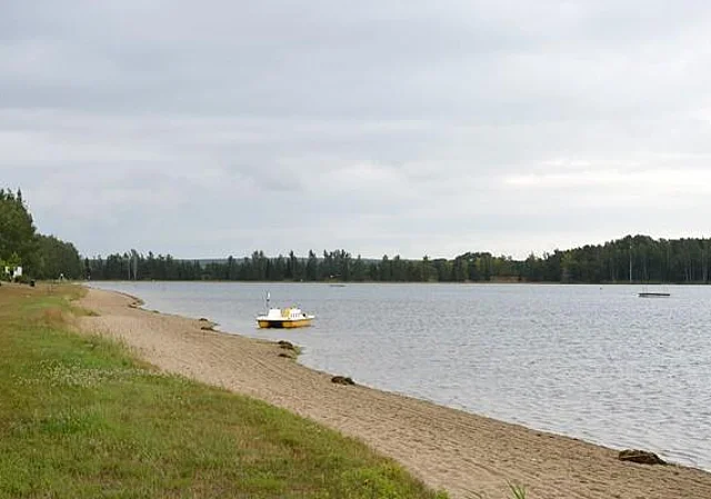 Naturbad Luppa, FKK-Bereich, Tretboot, Wasserinsel