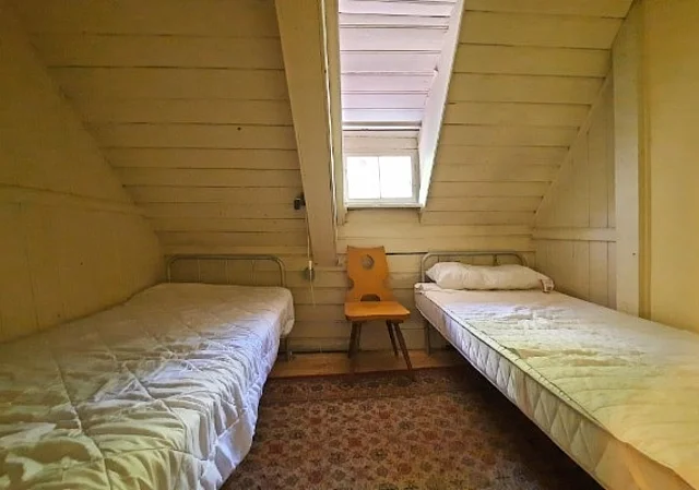 Kleines Schlafzimmer DG