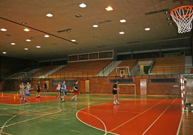 Blick zur Tribüne