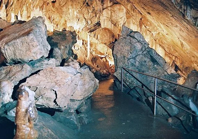 Baumannshöhle
