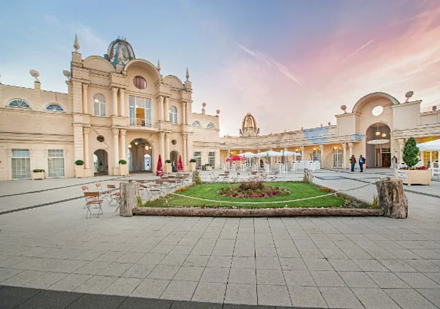 Schloss mit Schlossplatz