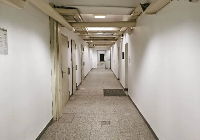 Keller