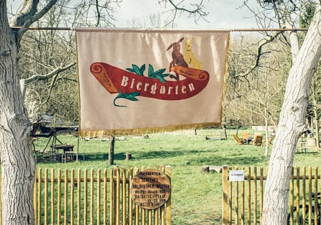 Eingang Biergarten, Am Ritterschlößchen