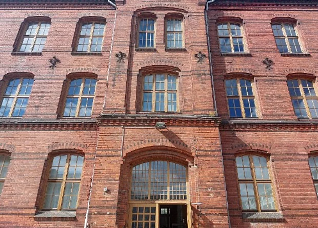 Ehemaliges Gymnasium Flössergasse 