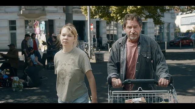 Der große Zusammenbruch Regie + Buch: Tilman König | Neue Bioskop Film Leipzig GmbH und 2Könige Film GmbH