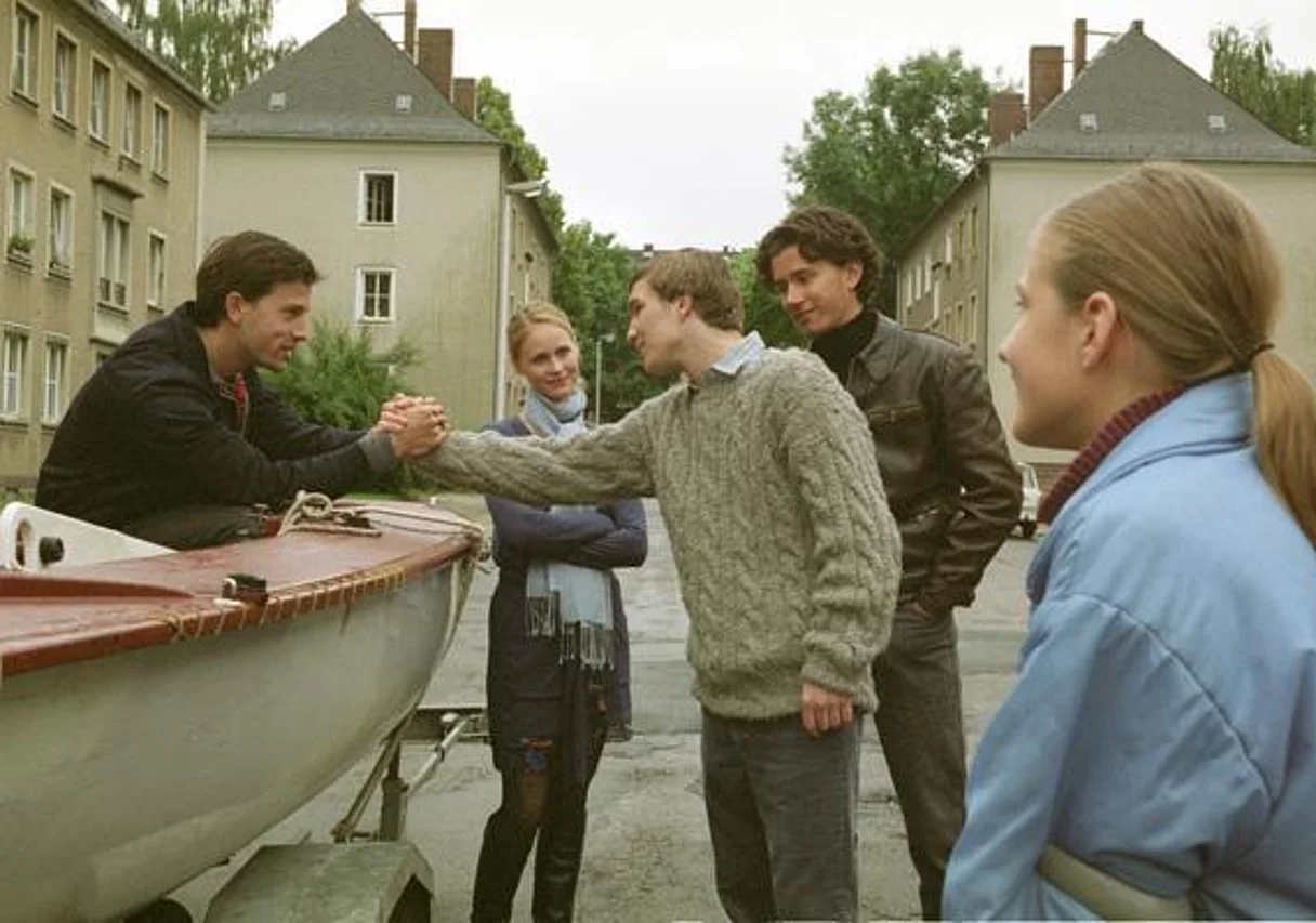 Franz Dinda, Inez Björg David, Frederick Lau, Sergej Moya und Livia Greif in der Rudolfstraße in Chemnitz