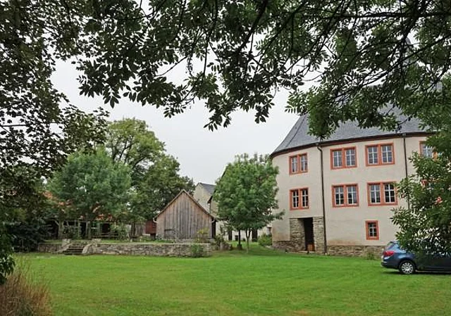 Ostansicht vom Park aus