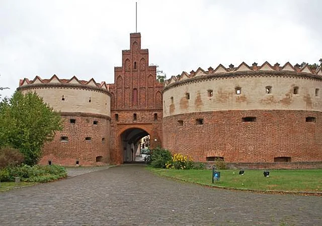 Gardelegen, Salzwedler Tor, Westen