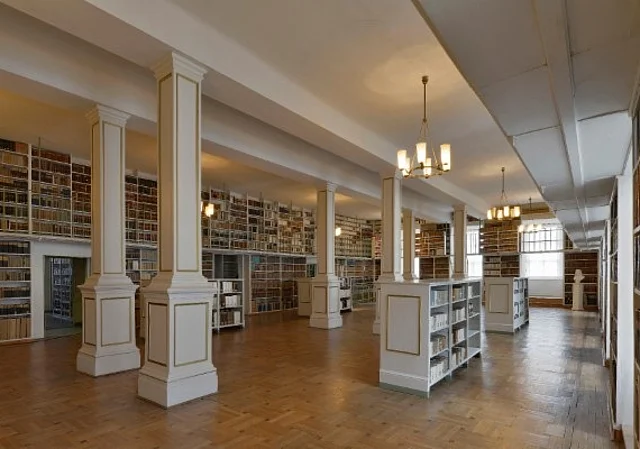 Bibliothekssaal