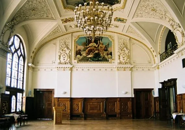 Großer Saal im 2. Obergeschoss