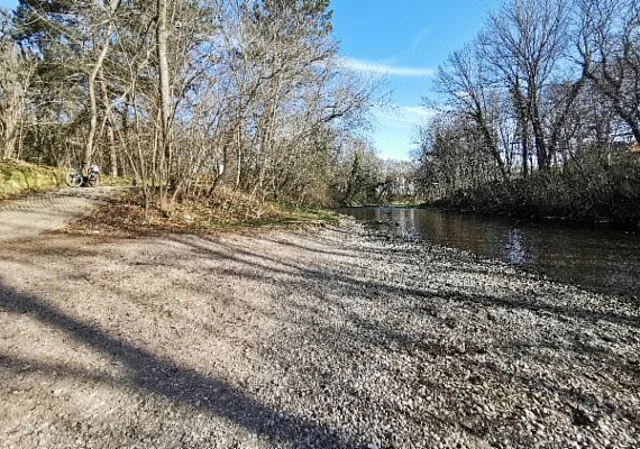 Gera-Flutgraben Weg zum Strand