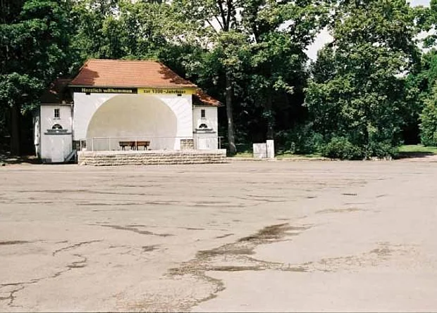 Parkbühne Ostseite 