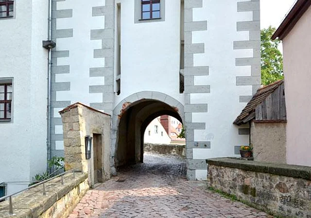 Schlossbrücke, Vordertor